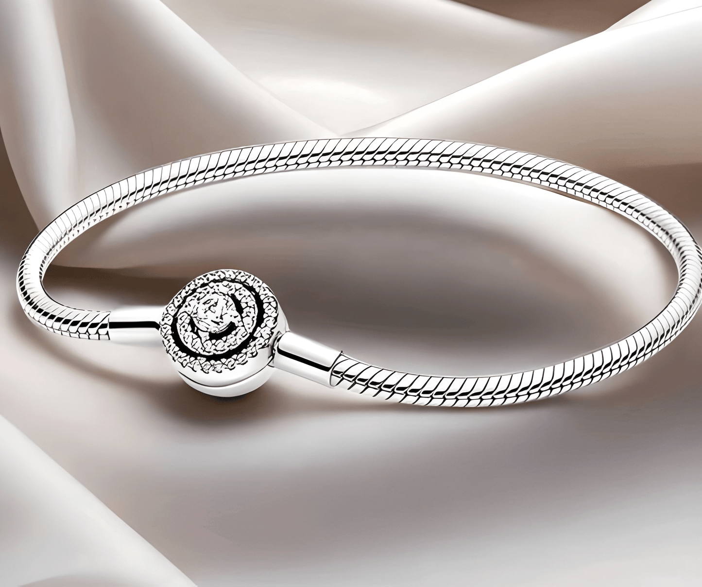 Кръст от светлина (Pandora)