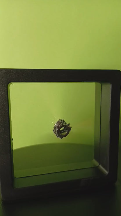 Короната на виолетовата светлина